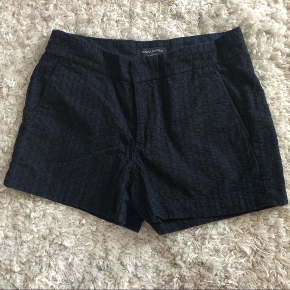 Banana Republic Hampton Fit Navy Eyelet Shorts, 4 - Picture 1 of 7